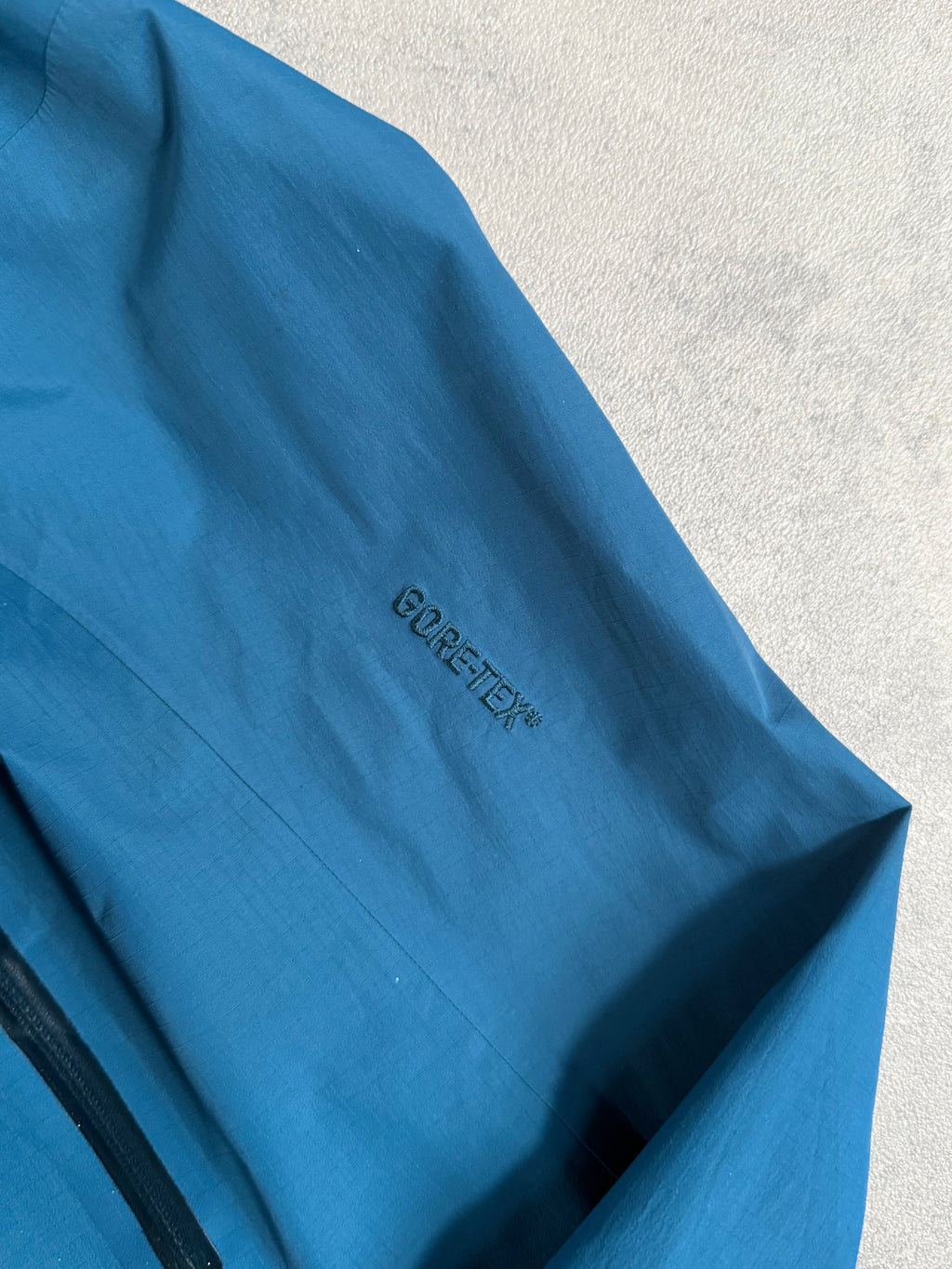 Arc’teryx Alpha SL Gore-Tex Jacket