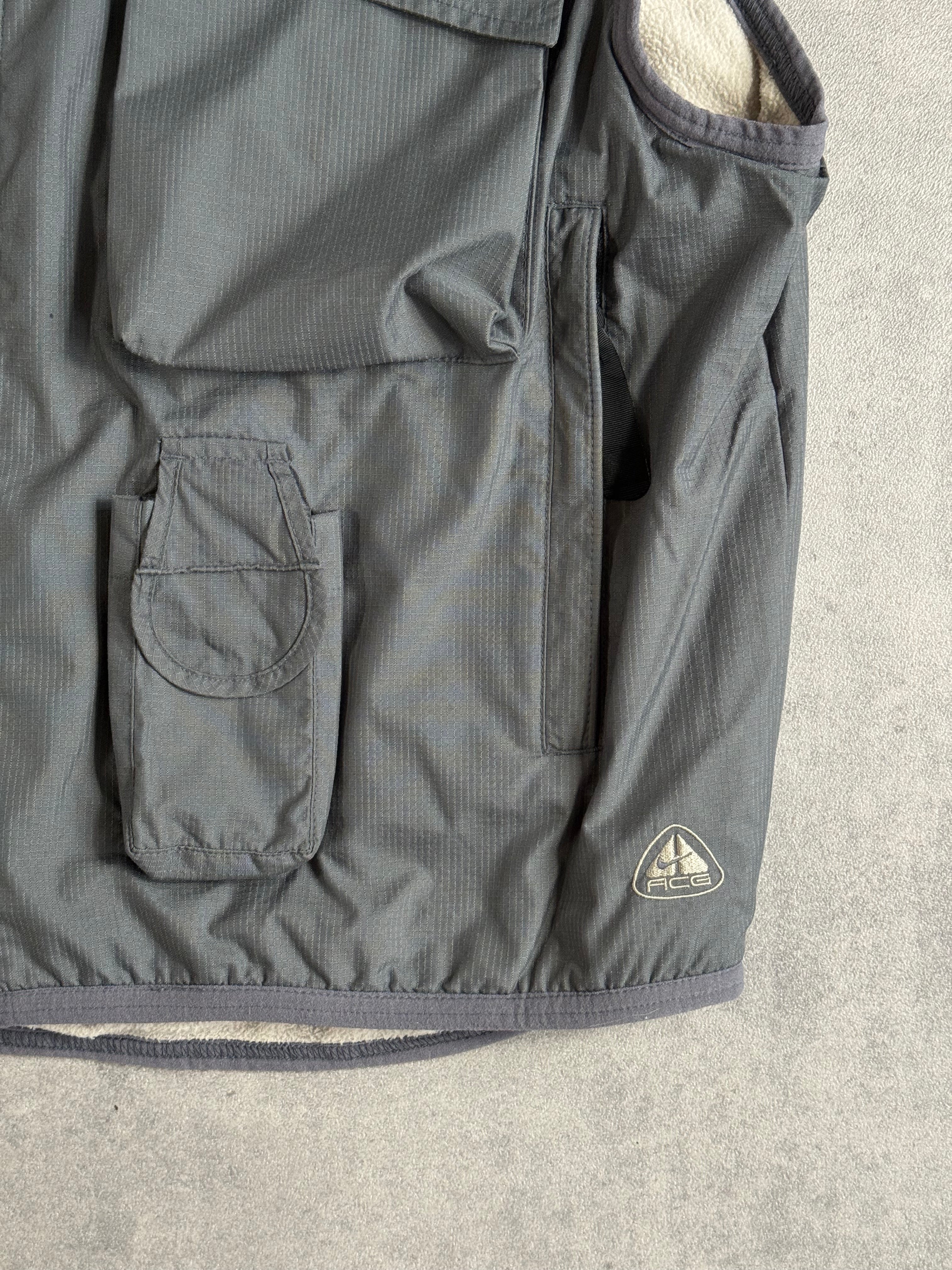Vintage Nike ACG Technical Pocket Gilet