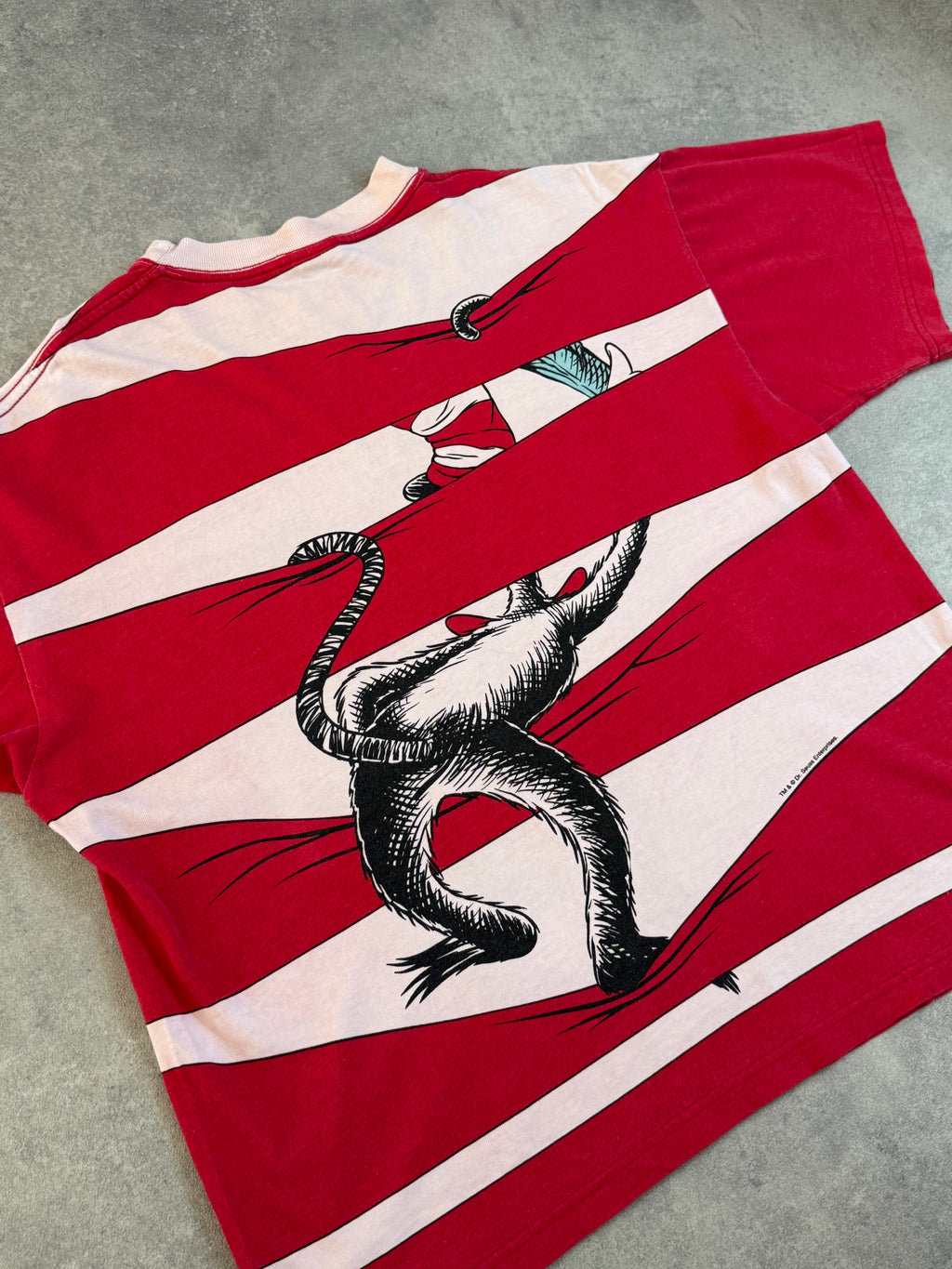 Vintage 90s Dr Suess Cat in the Hat T-shirt