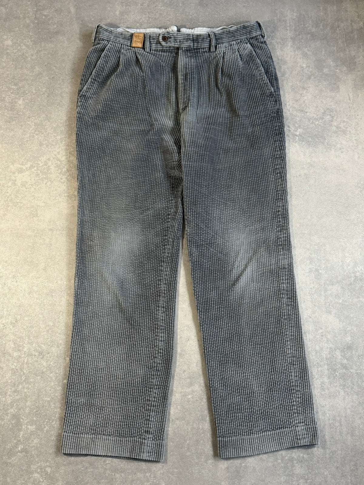 90s Burberrys Corduroy Pleated Baggy Straight Trousers