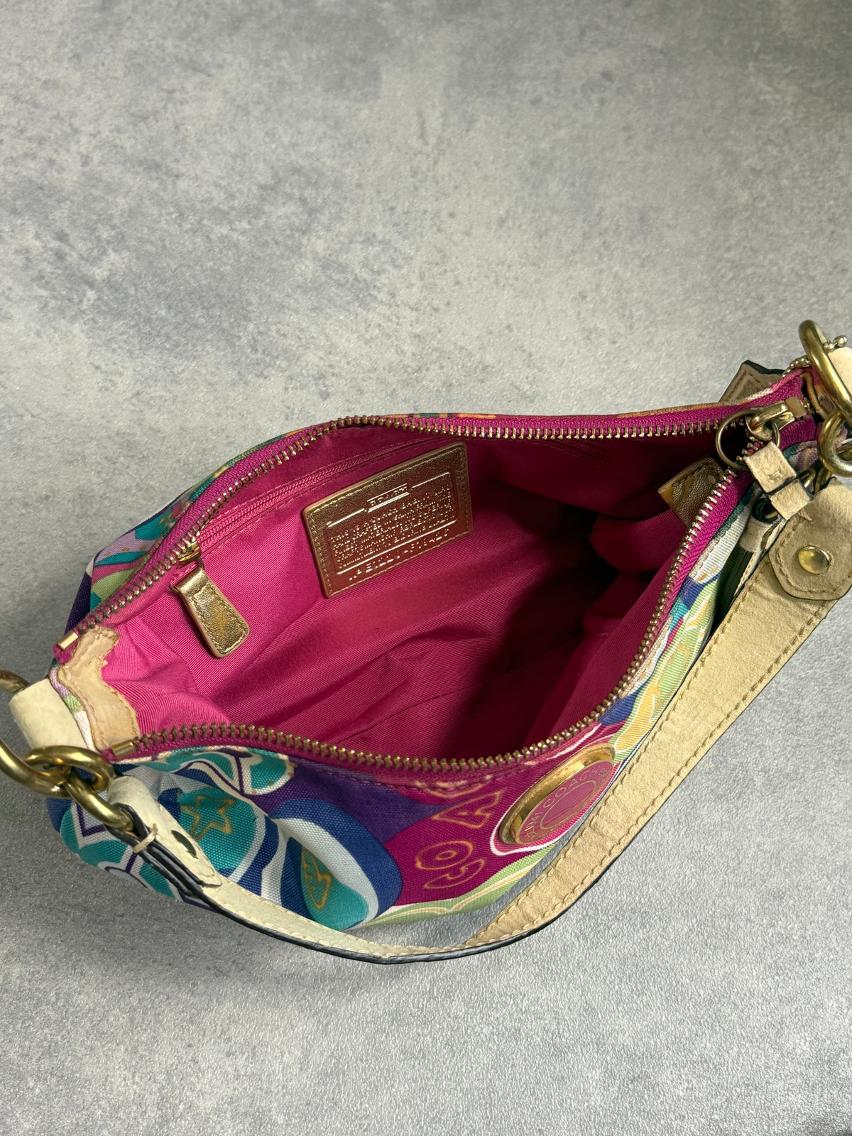 Vintage Coach Poppy Pop C Graffiti Shoulder Bag