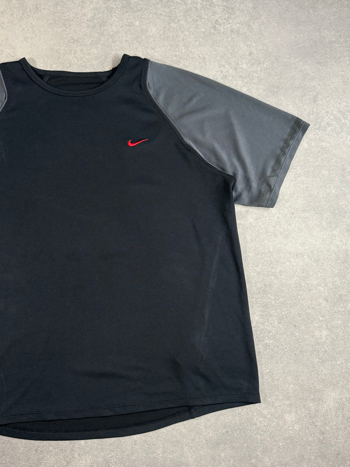 Vintage Nike Technical Panelling Early 2000s T-Shirt